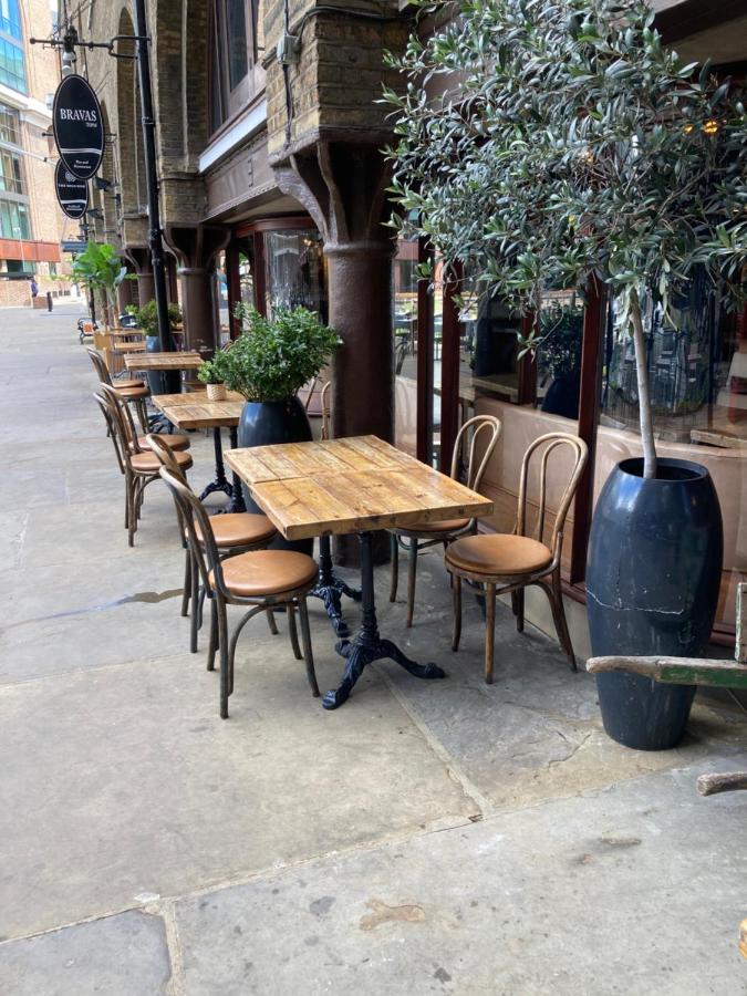 Entire Boat At St Katherine Docks 2 Available Select Using Room Options London Eksteriør bilde