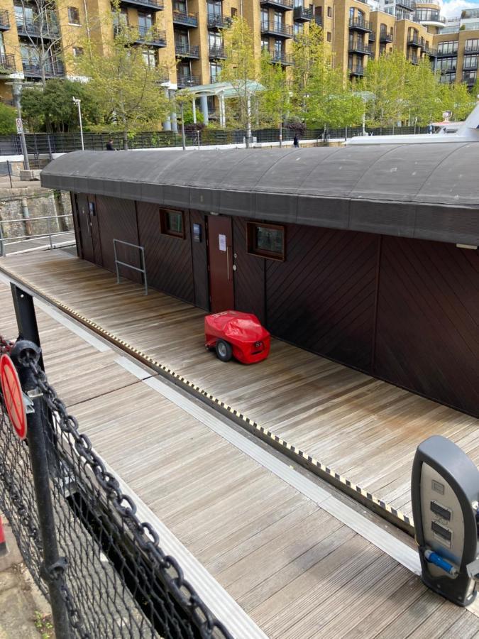 Entire Boat At St Katherine Docks 2 Available Select Using Room Options London Eksteriør bilde
