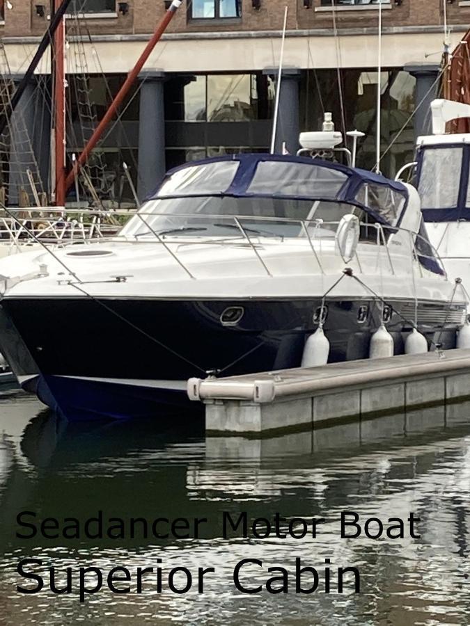 Entire Boat At St Katherine Docks 2 Available Select Using Room Options London Eksteriør bilde
